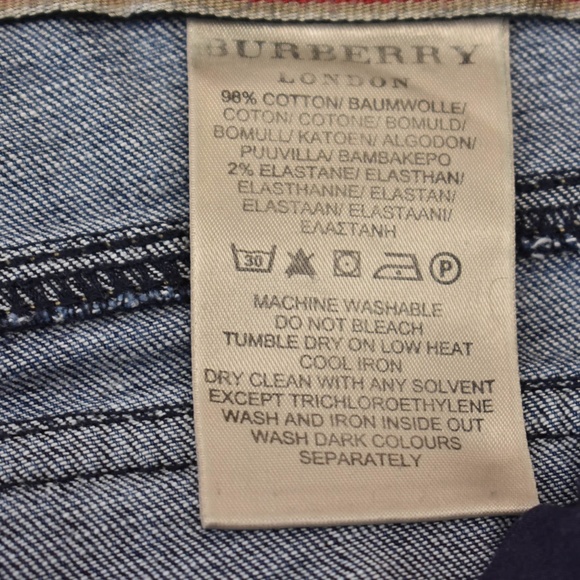 BURBERRY London: Blue, Boot-cut Denim Jeans Sz: 28 - Picture 6 of 9